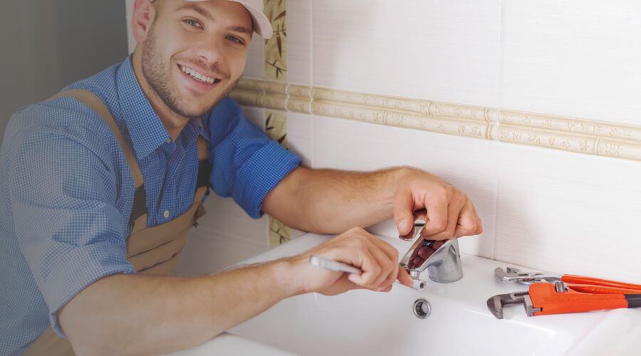 Professional clogged drains services in Duncombe, IA
